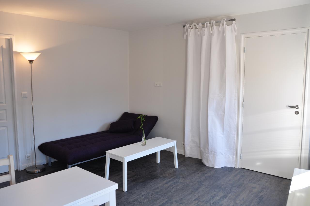 Appart'Hotel Saint-Michel ชาร์ตร ภายนอก รูปภาพ