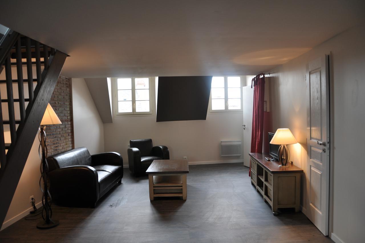 Appart'Hotel Saint-Michel ชาร์ตร ภายนอก รูปภาพ
